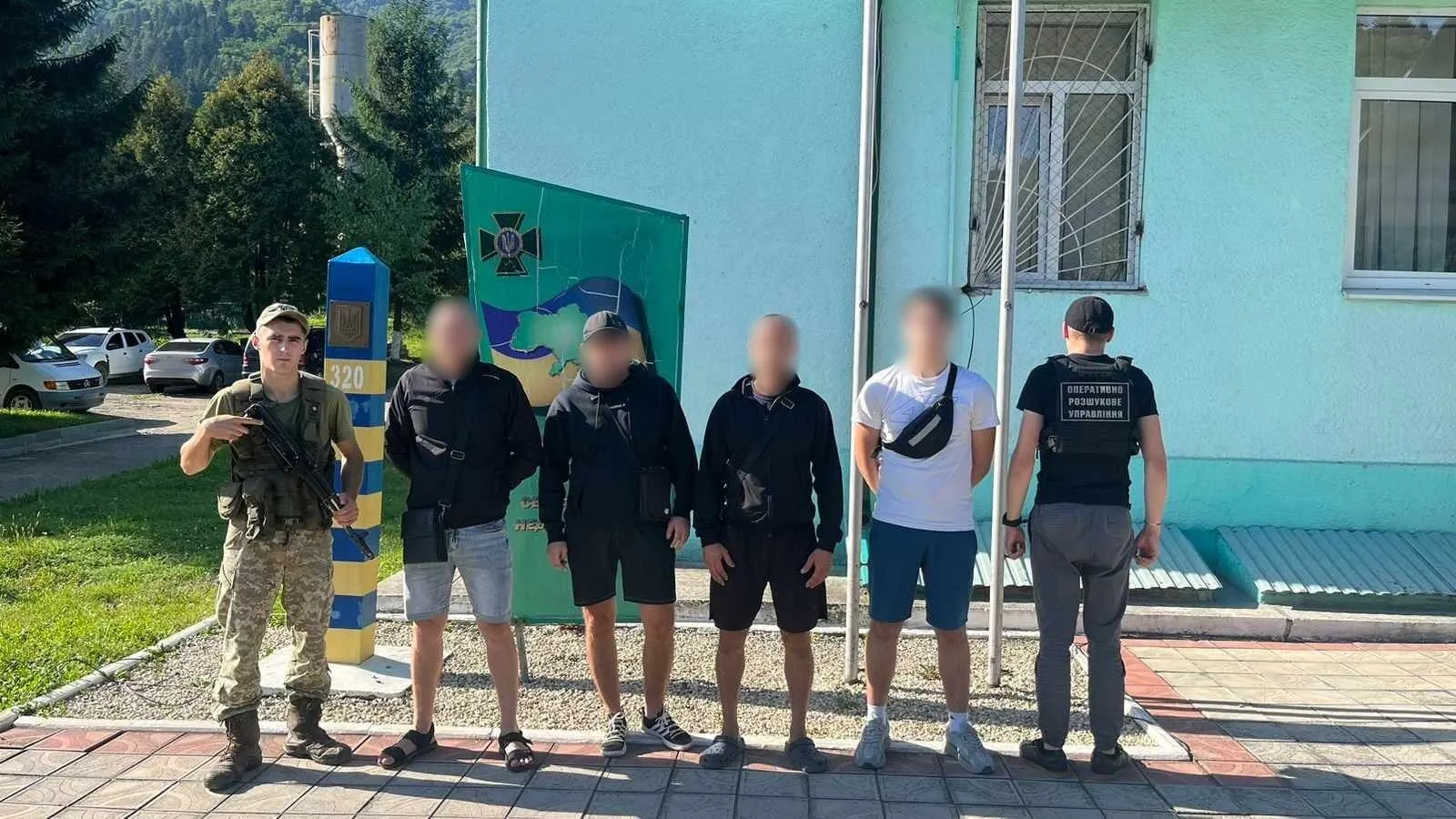 На Закарпатті за добу затримали 34-х чоловіків, які хотіли незаконно перетнути кордон: що їм загрожує. Фото