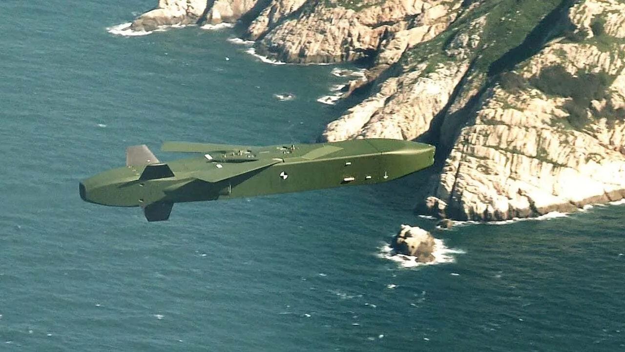 Ракета TAURUS KEPD 350 входит в цель.