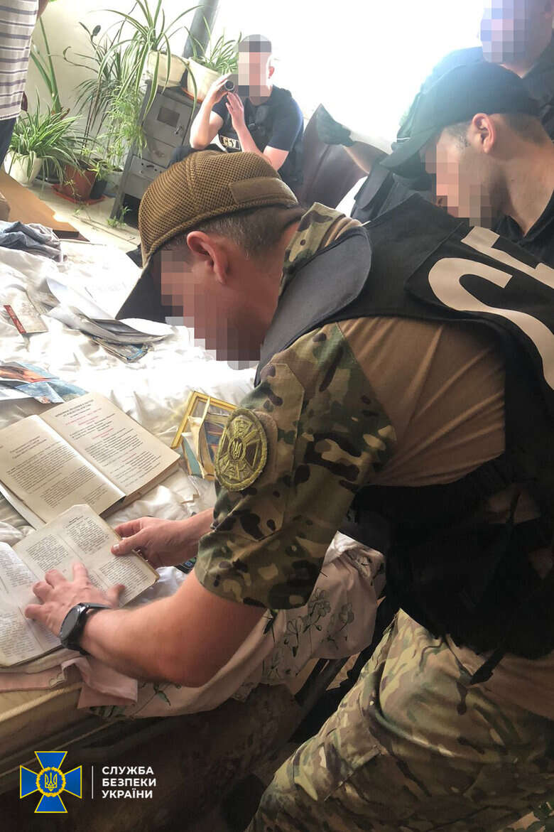 На Закарпатье кума жены Медведчука, священника УПЦ МП разоблачили на пропаганде коммунизма 05