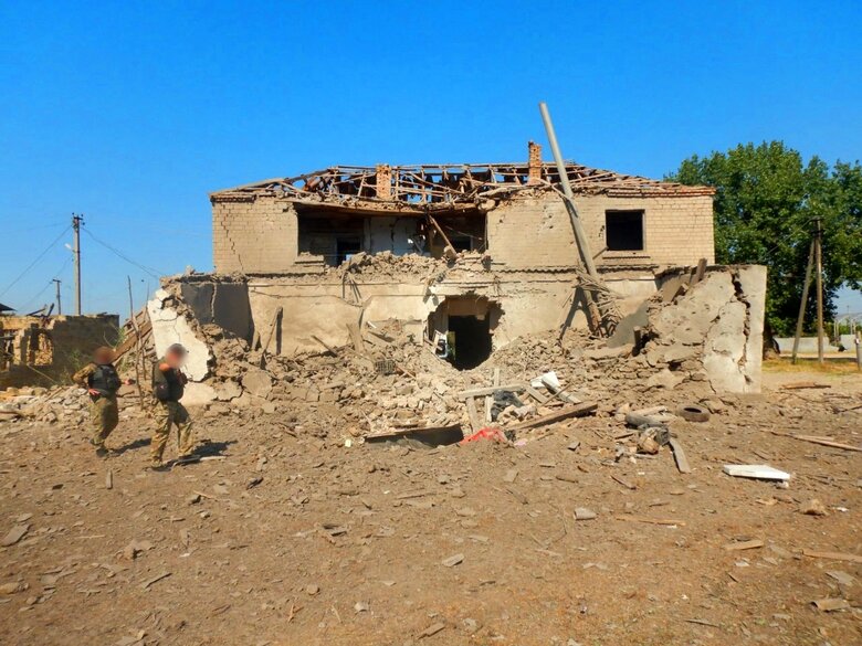 Наслідки ворожих обстрілів Херсонщини 04