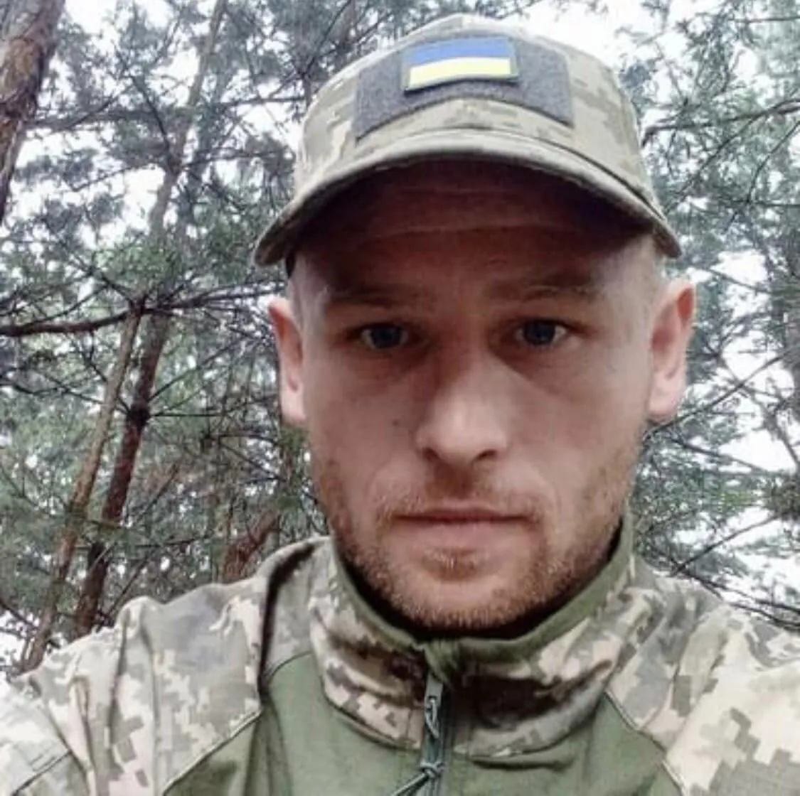 Віддав життя за Україну: на фронті загинув військовий з Буковини. Фото dqxikeidqxidqrant