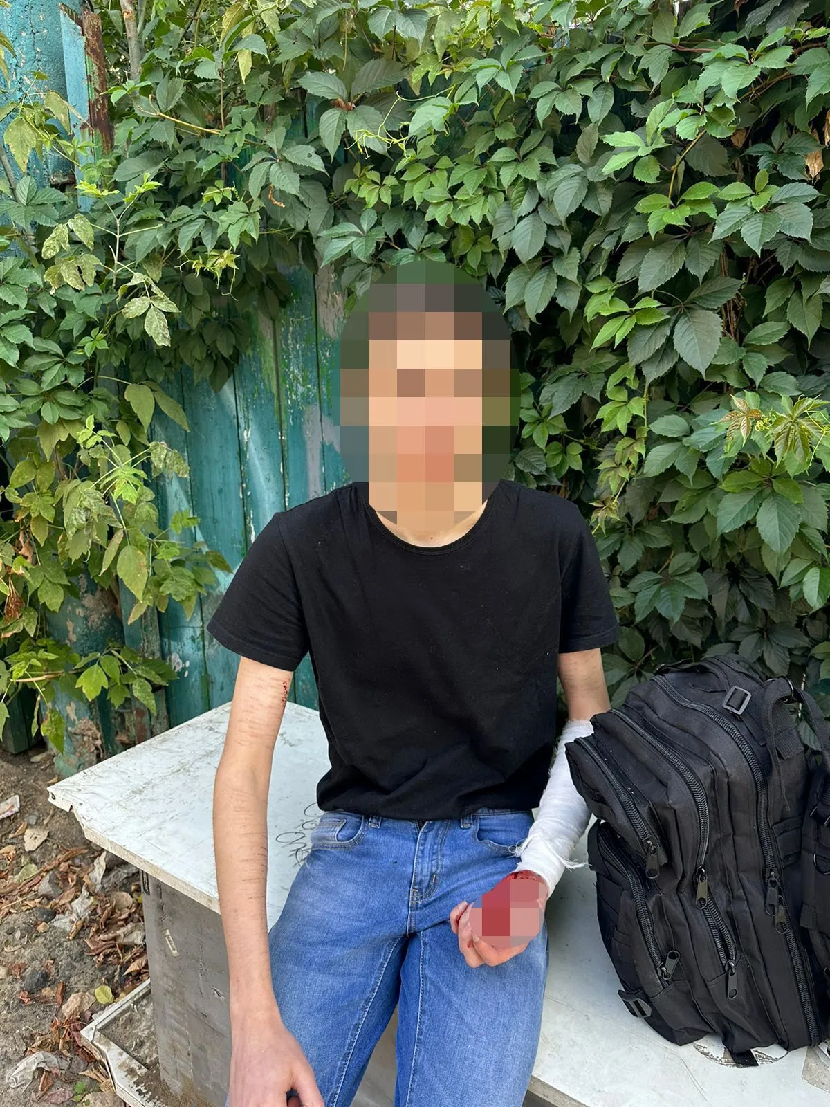 В Киеве полицейские спасли студента, пытавшегося совершить самоубийство. Фото