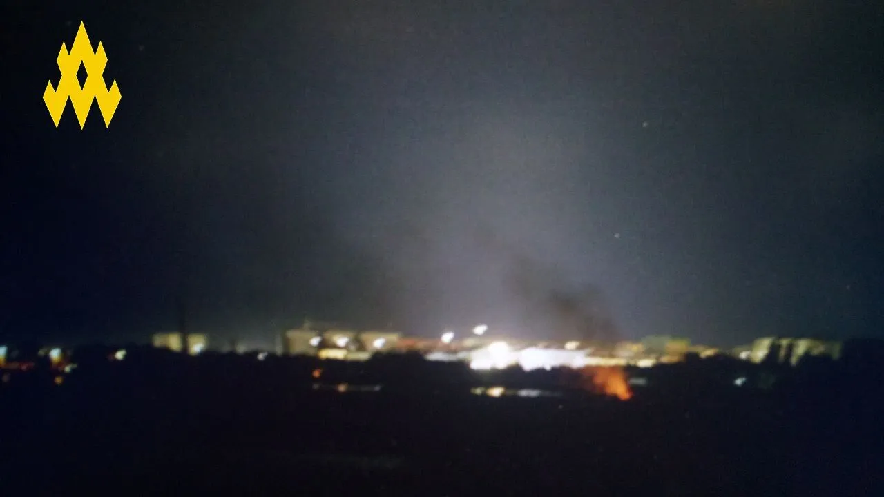 В Евпатории разгорелся масштабный пожар: есть данные о прилетах. Фото dqxikeidqxidqrant