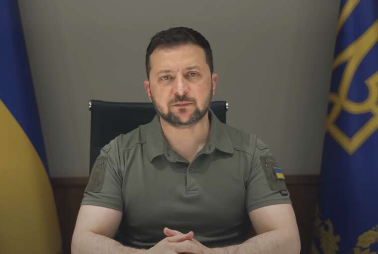 Зеленский стал одеваться "расслабленнее"? В сети обратили внимание на важный нюанс