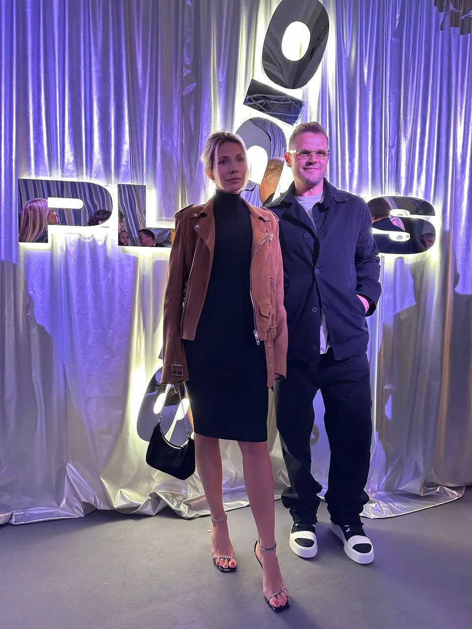 -           - dqxikeidqxidqeant