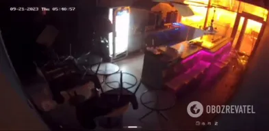 Момент взрыва dqxikeidqxidqeant