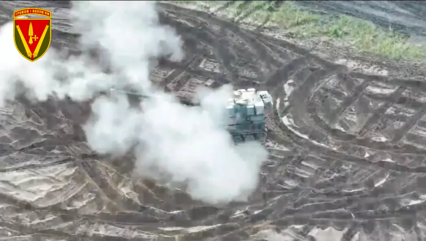 Знищують все, що знаходять: українські артилеристи показали ефектні удари по ворогу. Відео