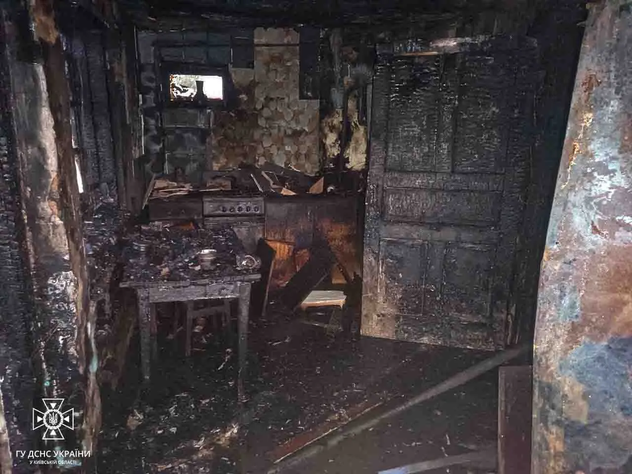 На Київщині під час пожежі загинув чоловік: фото та подробиці трагедії