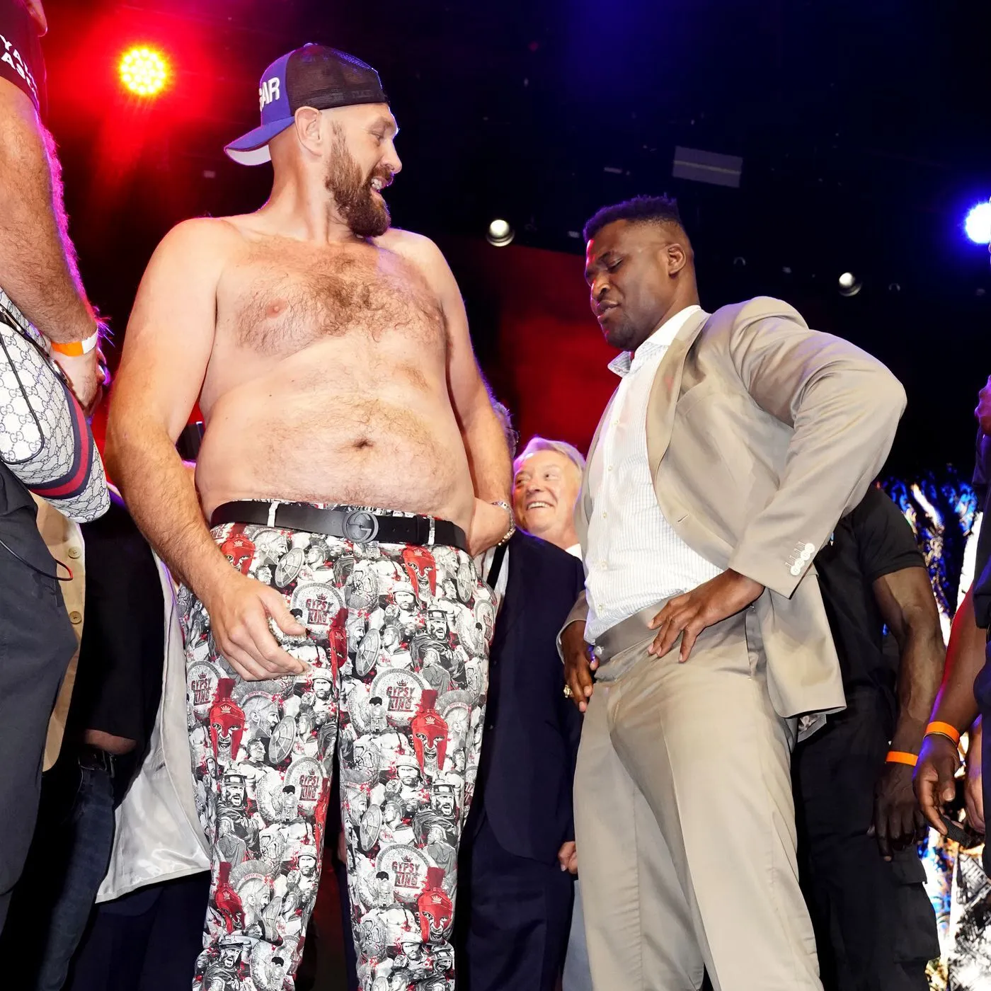 Ф’юрі – Нганну: легендарний Майк Тайсон пообіцяв