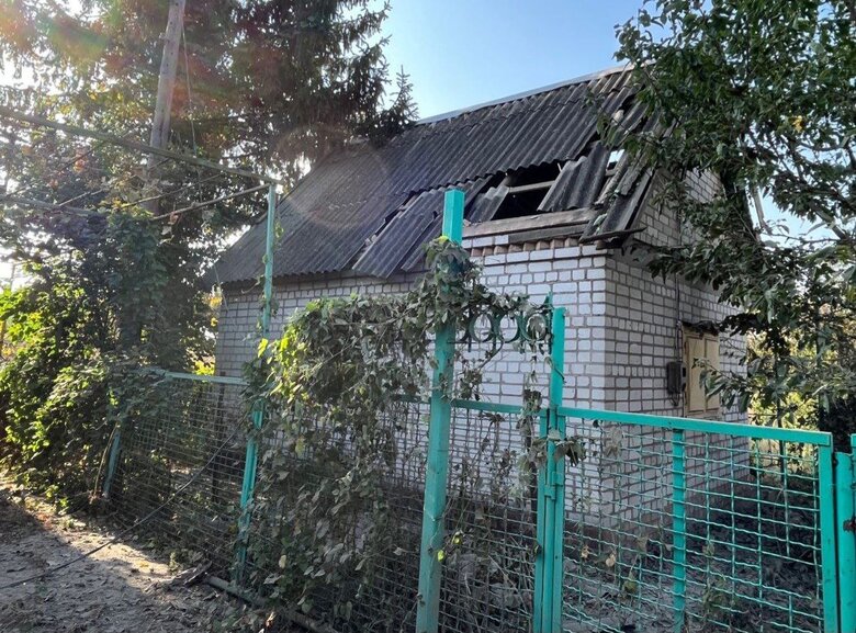 Окупанти з важкої артилерії й дроном-камікадзе атакували Нікопольщину: пошкоджено будинки та ЛЕП 02 dqxikeidqxidqrant