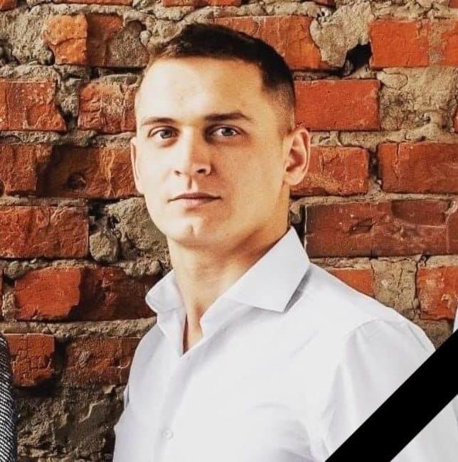 Йому назавжди буде 35: у Херсоні попрощалися з добровольцем з позивним dqxikeidqxidqrant