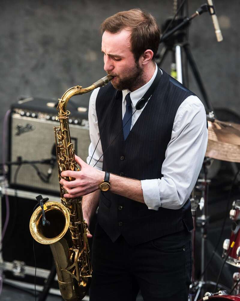 На войне героически погиб украинский музыкант, пластун и активист Андрей Чепиль. Фото