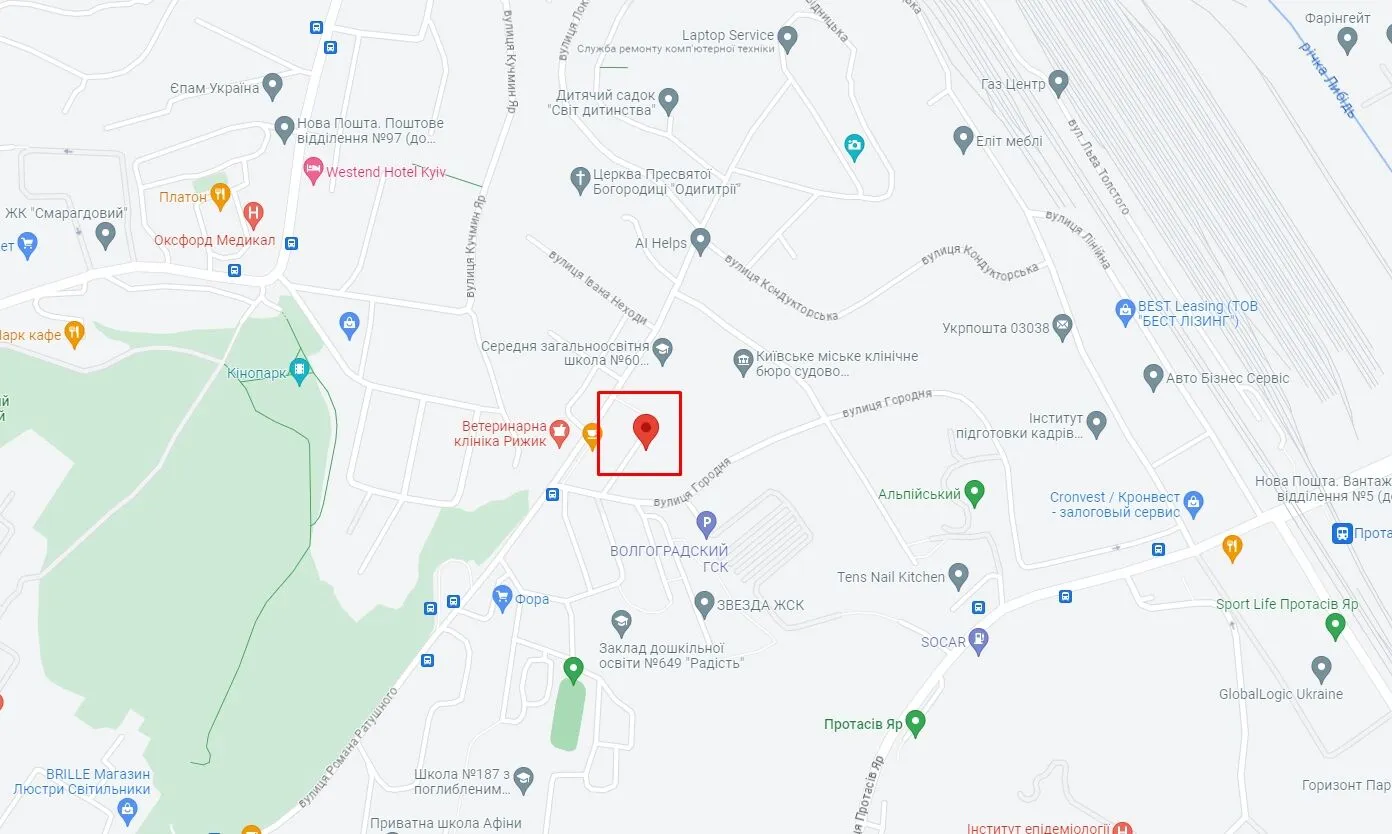 Разрушена часть балкона: в Киеве произошел взрыв газового обогревателя в пятиэтажном доме. Фото dqxikeidqxidqeant