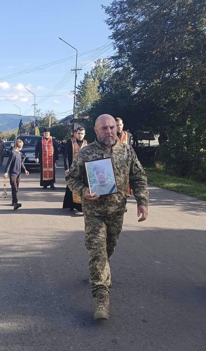 Побратим із фотографією Попелича dqxikeidqxiqzant