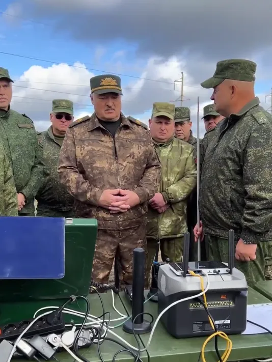 У Білорусі видали, що створили аналог Starlink dqxikeidqxidqrant