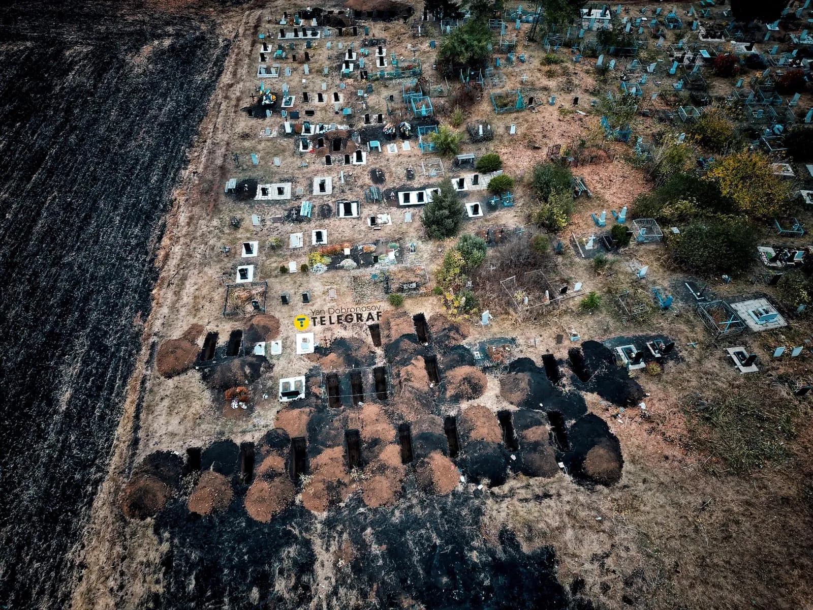 На цвинтарі ряди могил: у Грозі почали хоронити убитих Росією українців. Відео і фото