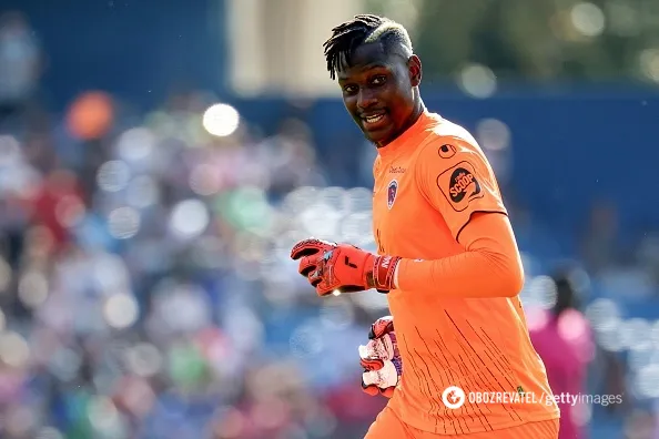 У чемпіонаті Франції голкіпер знепритомнів від вибуху на стадіоні під час матчу. Гру було скасовано. Відео dqxikeidqxidqrant