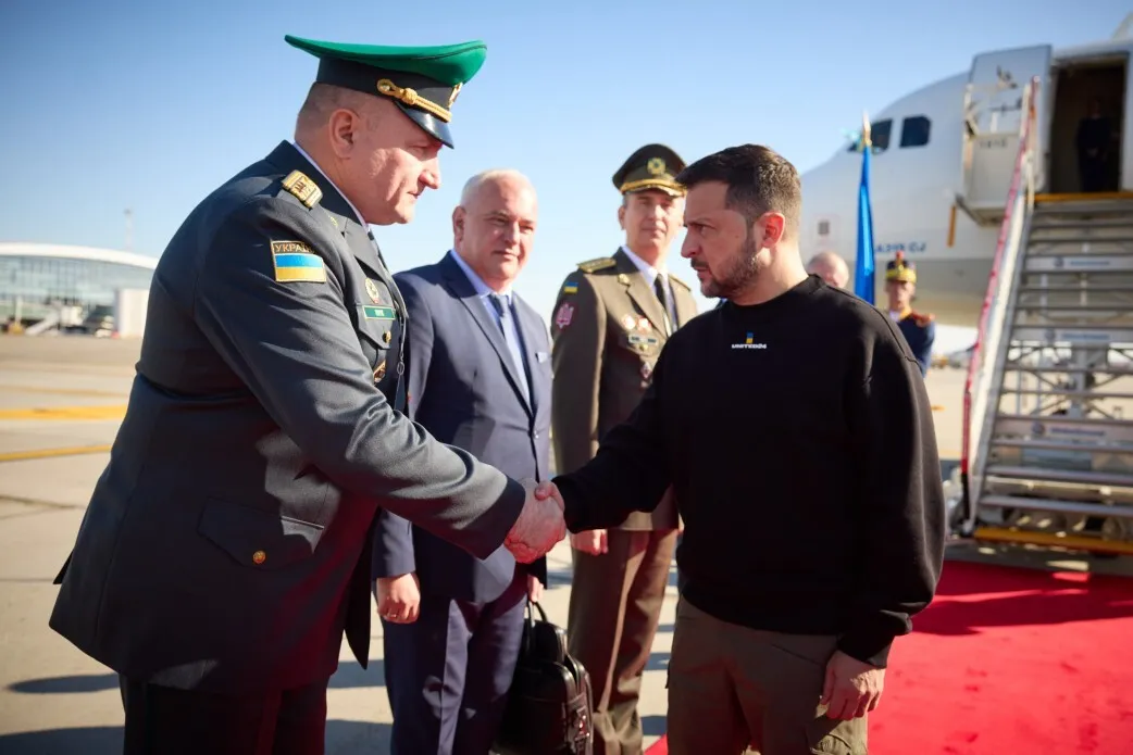 В центре внимания – усиление ПВО: Зеленский встретился с президентом Румынии. Ключевые заявления dqxikeidqxidqrant