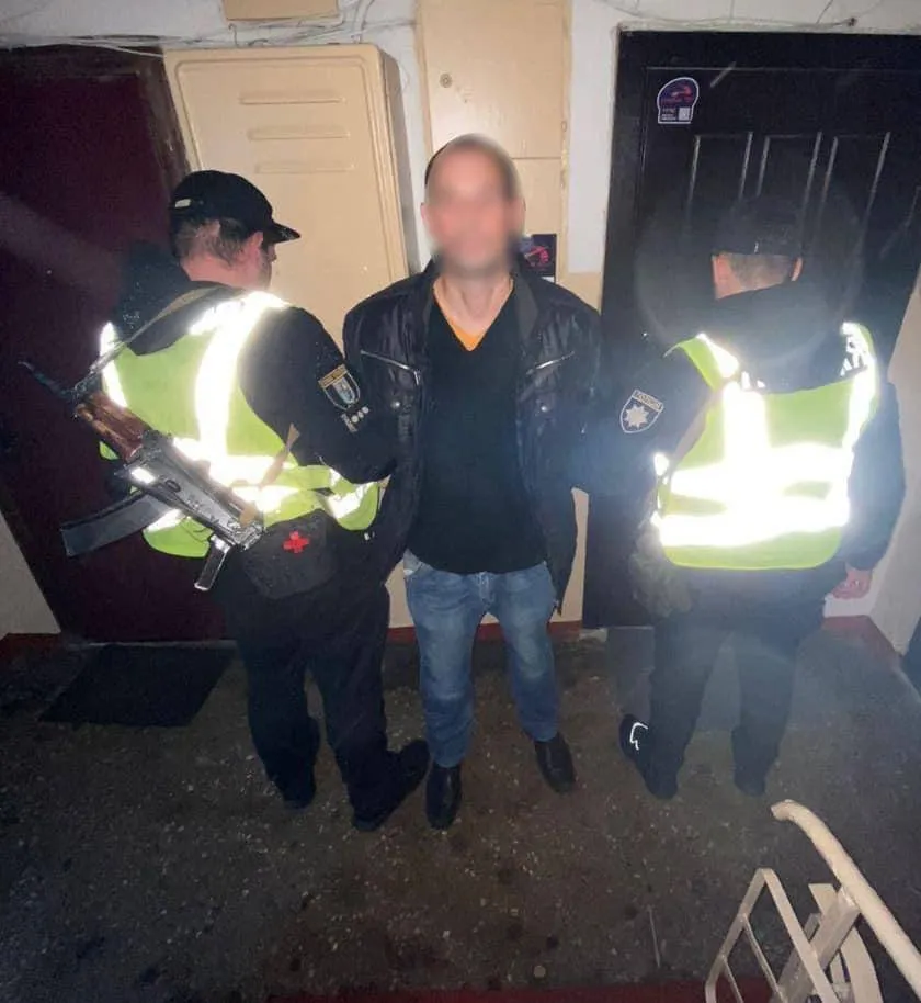 У Києві чоловік намагався вбити безпритульного кота: поліція показала порушника. Фото і відео dqxikeidqxidqeant