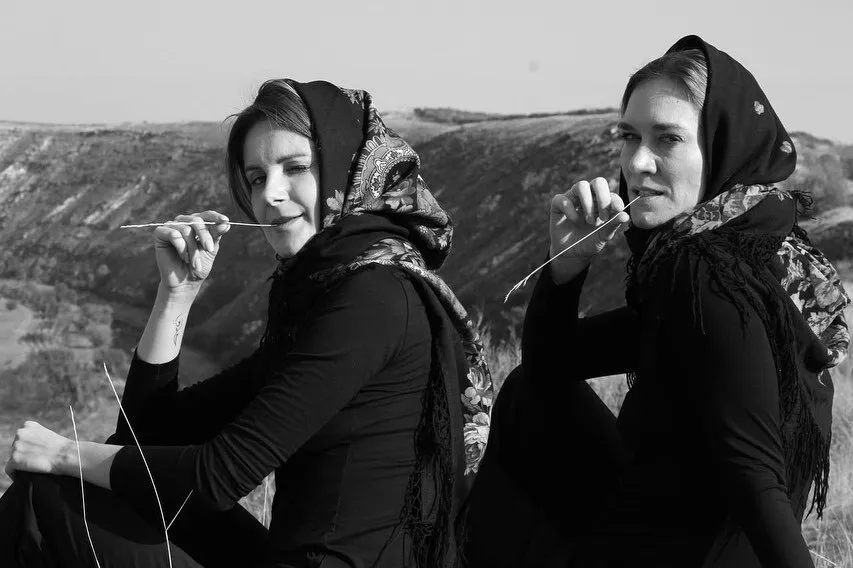 Дочка пропагандиста Машкова виклала в мережу спільні фото з сестрою Зеленською dqxikeidqxidqeant