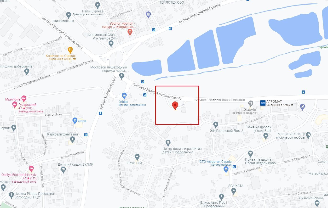 У Києві легковик на швидкості в’їхав у стовп: подробиці смертельної ДТП. Фото dqxikeidqxidqeant