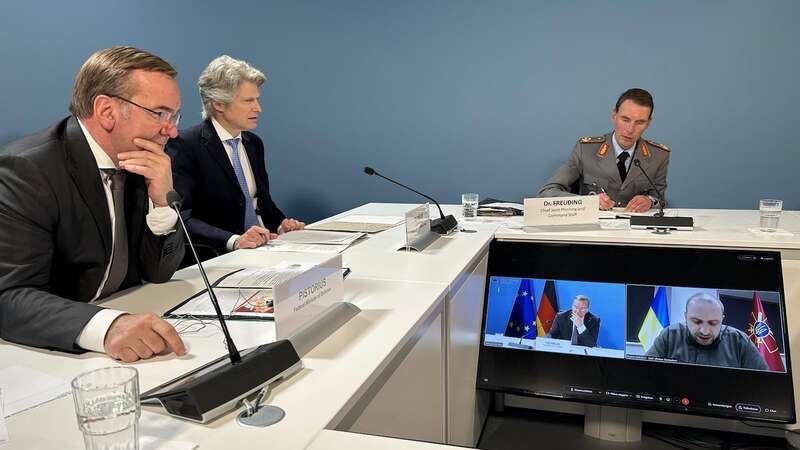 Умєров обговорив із главою Міноборони Німеччини військову підтримку України dqxikeidqxidqrant