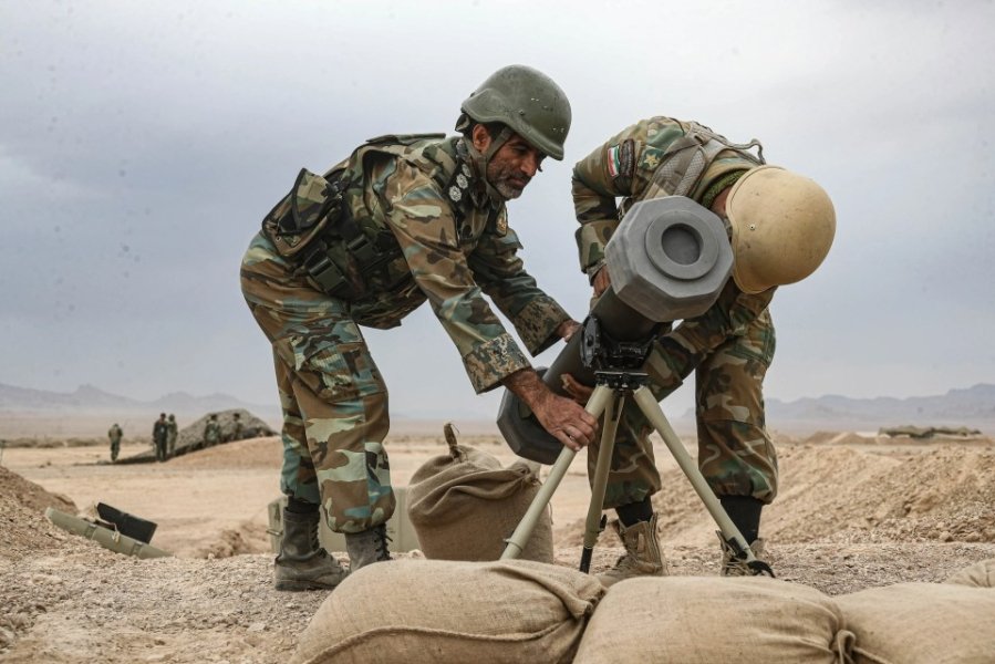 Военные учения Ирана