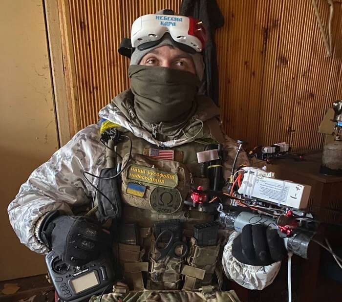 Виробник FPV-дронів Ескадрон: Поки ми не погодились на умови і не вжили заходів фінансового характеру, нас не впустили на митниці 01 dqxikeidqxiqrkant