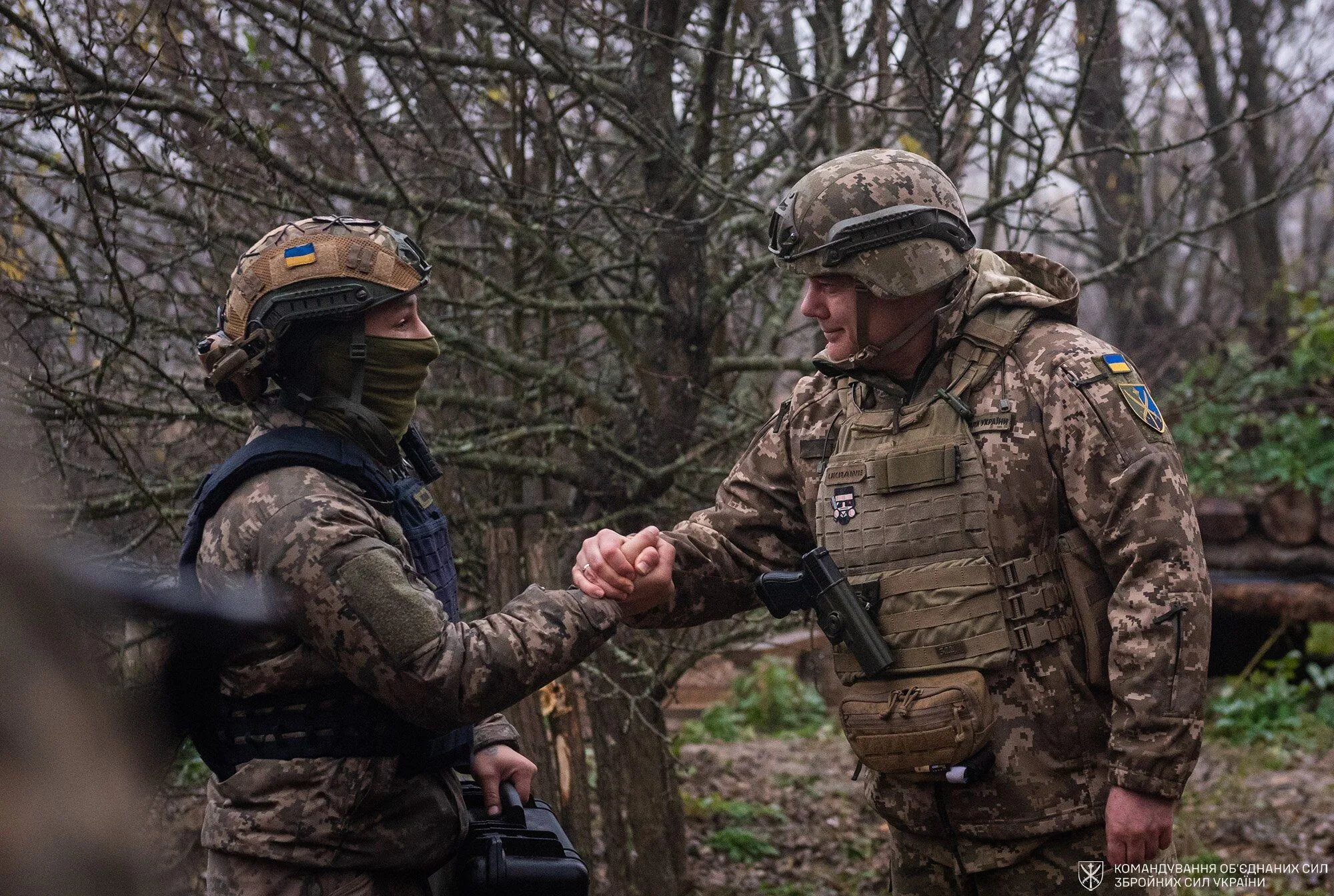 Пройшли горнило війни на сході й півдні: Наєв показав героїв, які вчать українських захисників виживати