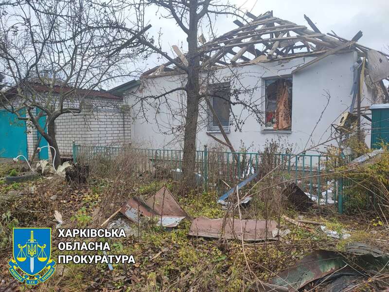 Росіяни обстріляли Козачою Лопань на Харківщині: пошкоджено будинки 06