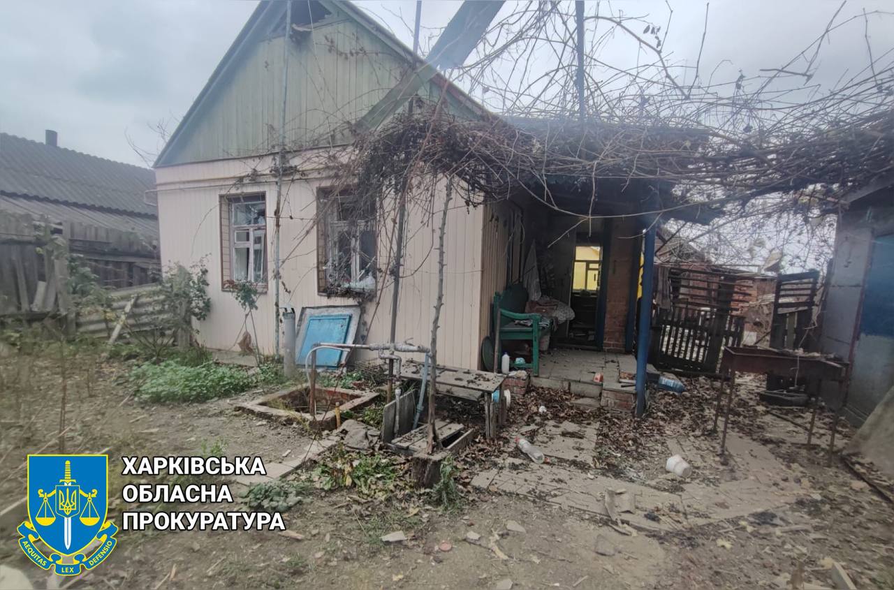 Россияне обстреляли Казачью Лопань на Харьковщине: повреждены дома 04