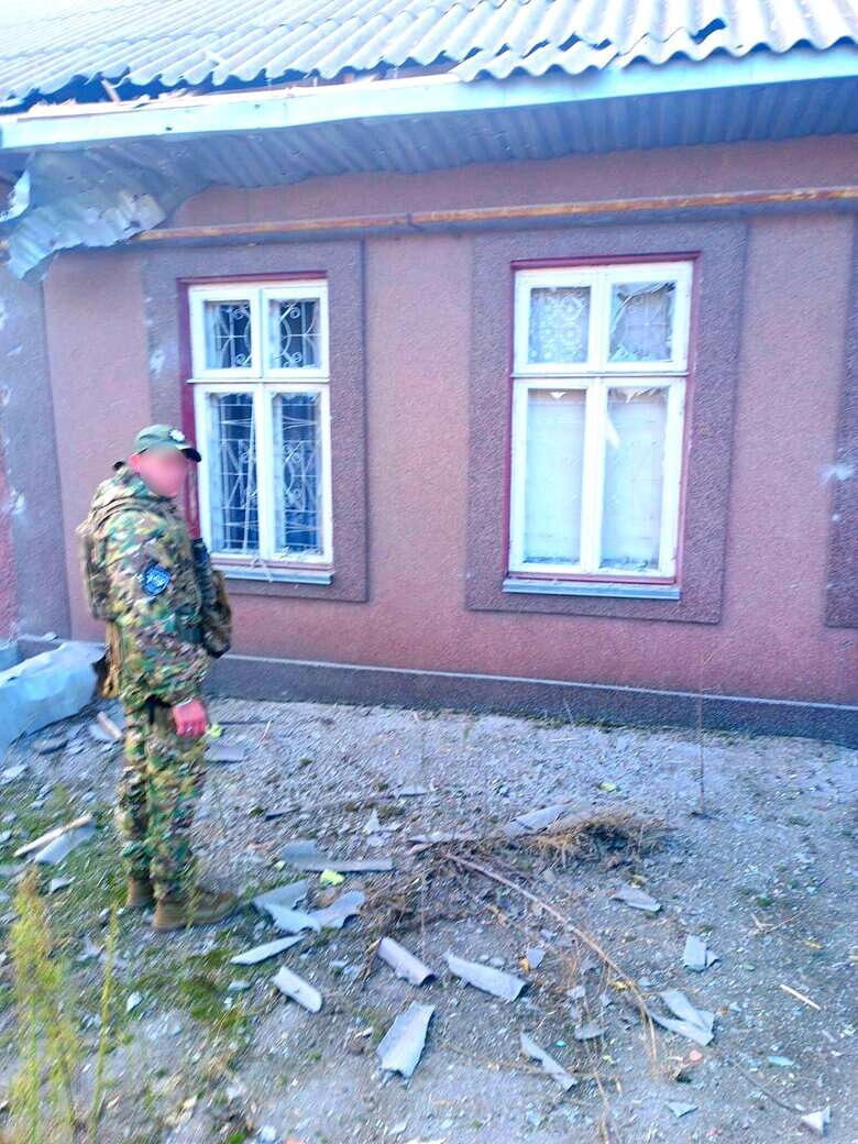 Наслідки ворожого обстрілу Херсона 06