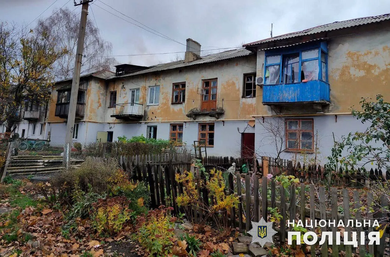 В Донецкой области вражеская ракета С-300 попала в многоэтажку в Новогродовке: есть раненый