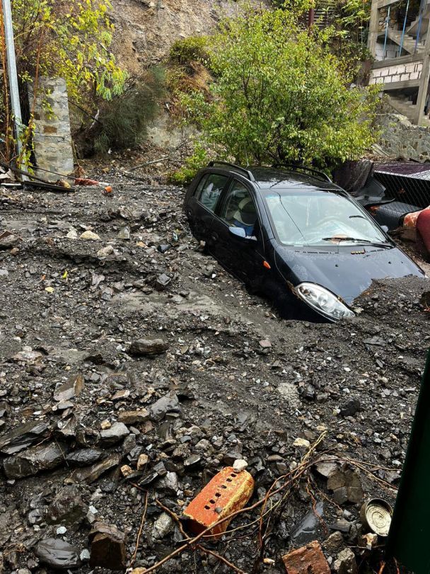 Наслідки стихії в Криму / © із соцмереж dqxikeidqxidqeant