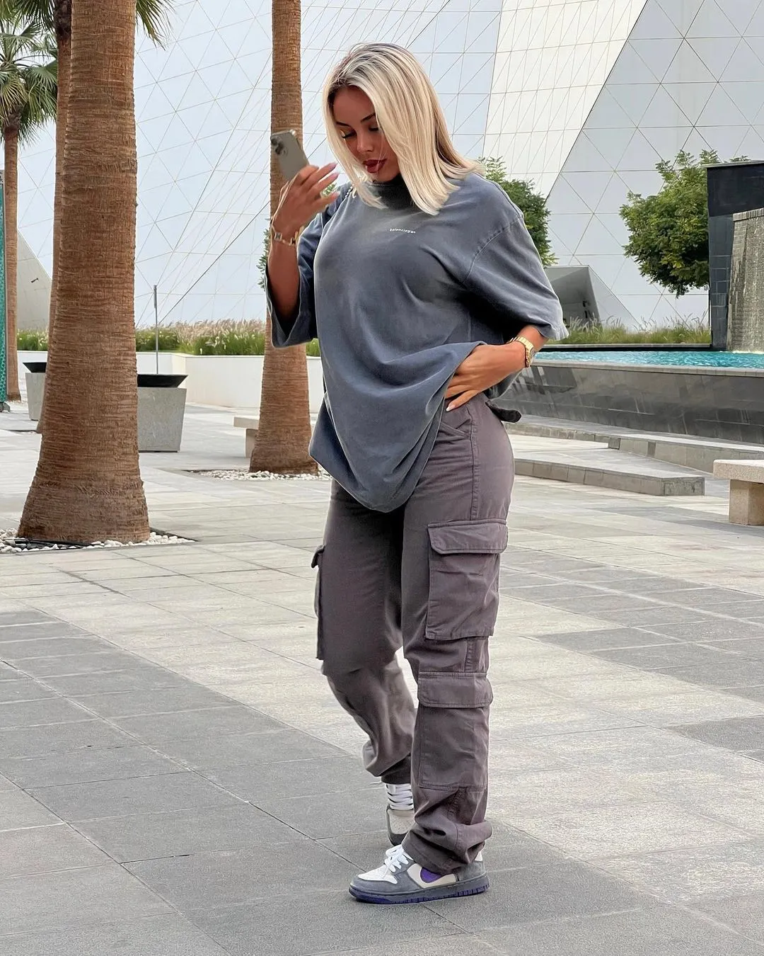 Старша на 7,5 років: Мудрика запідозрили в романі з російською моделлю. Фото