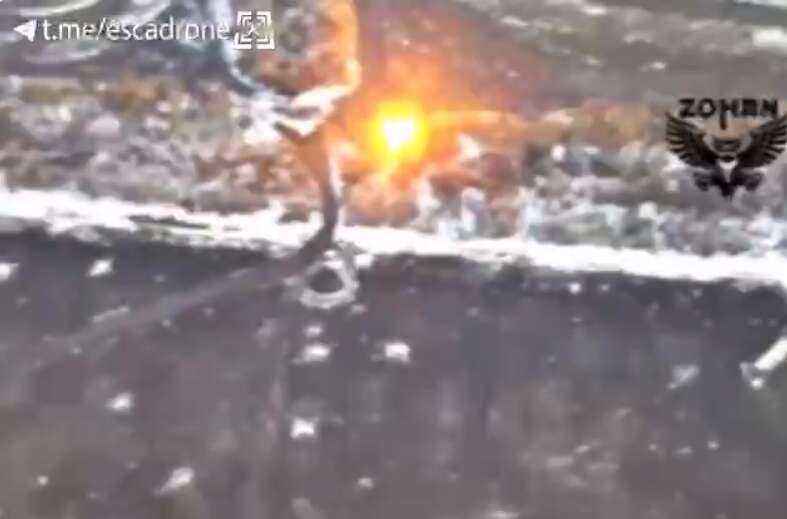 Пилоты ГУР устроили дронами-камикадзе горячий прием оккупантам. Видео