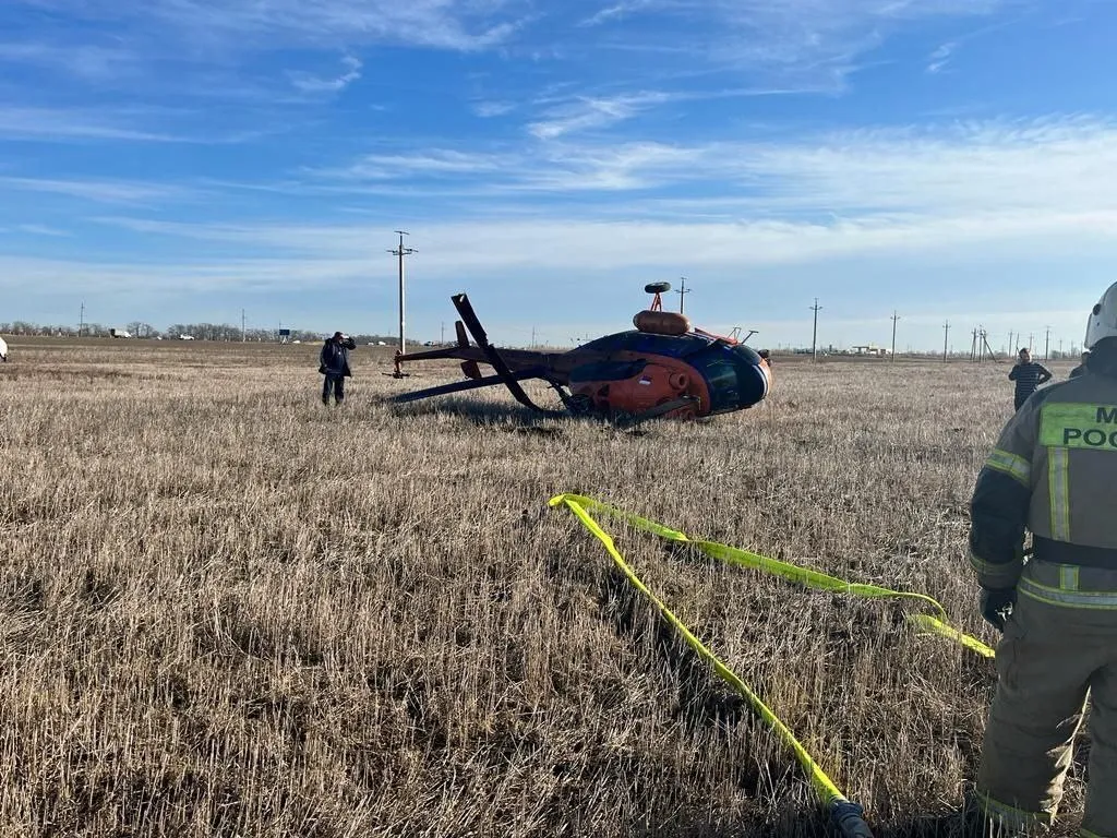 Відмовив двигун: у Росії сталася НП з вертольотом Мі-2, який здійснював обліт нафтопроводу. Відео dqxikeidqxidqrant