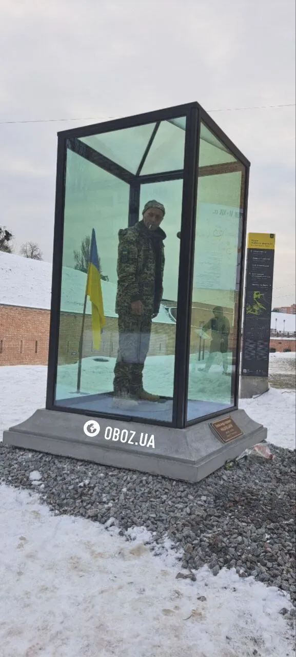 В Киеве открыли памятник воину Мациевскому, расстрелянного русскими: его мать тронула речью. Фото и видео