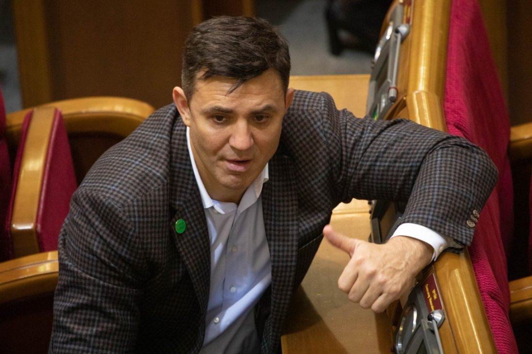 Микола Тищенко, кого не випускають з України, хто може виїхати з України, Верховна Рада відрядження, чи можуть виїхати з України народні депутати, право народного депутата на відрядження,