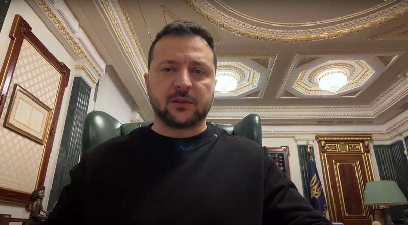 Зеленский провел продолжительное совещание со Шмыгалем и заслушал доклад разведки dqxikeidqxidqeant