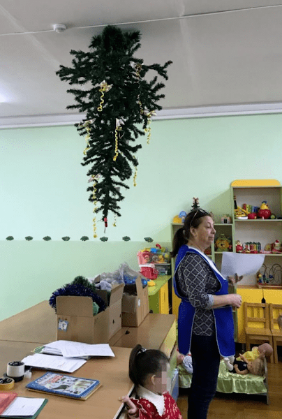 Ялинка на стелі, новий рік, Росія, діти, сподобалося батькам, незвичайна ідея, діти, дитячий садок, dqxikeidqxidqrant