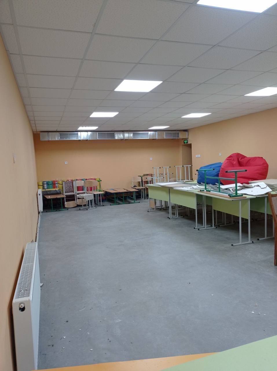 У Києві відремонтували укриття школи, де під час повітряної тривоги обвалилась стеля. Фото і відео dqxikeidqxidqrant