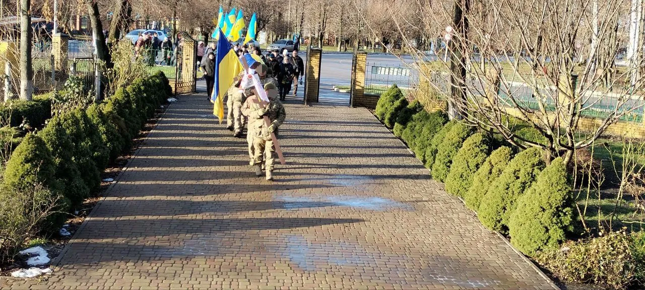 На Полтавщині попрощалися з молодим воїном