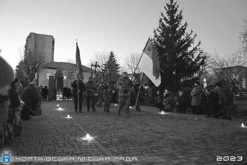 Без отца осталась пятилетняя дочь: на Тернопольщине простились с воином, погибшим в боях под Бахмутом. Фото