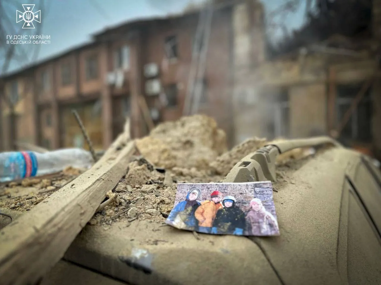 Сотни разрушенных человеческих судеб: в ГСЧС показали последствия российского ракетного обстрела. Жуткие фото