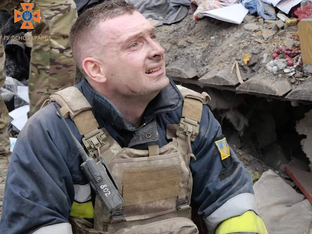 Сотни разрушенных человеческих судеб: в ГСЧС показали последствия российского ракетного обстрела. Жуткие фото