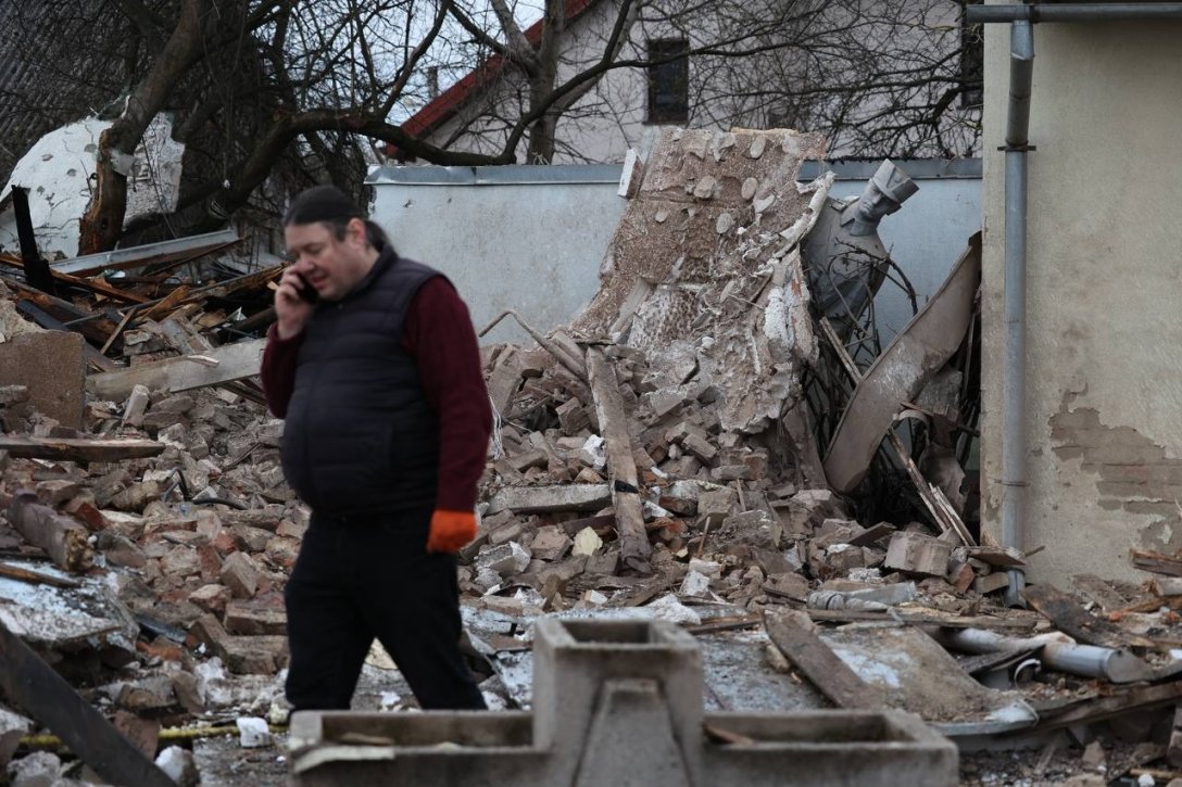  ,   ,  ,    ,    ,   ,   ,  