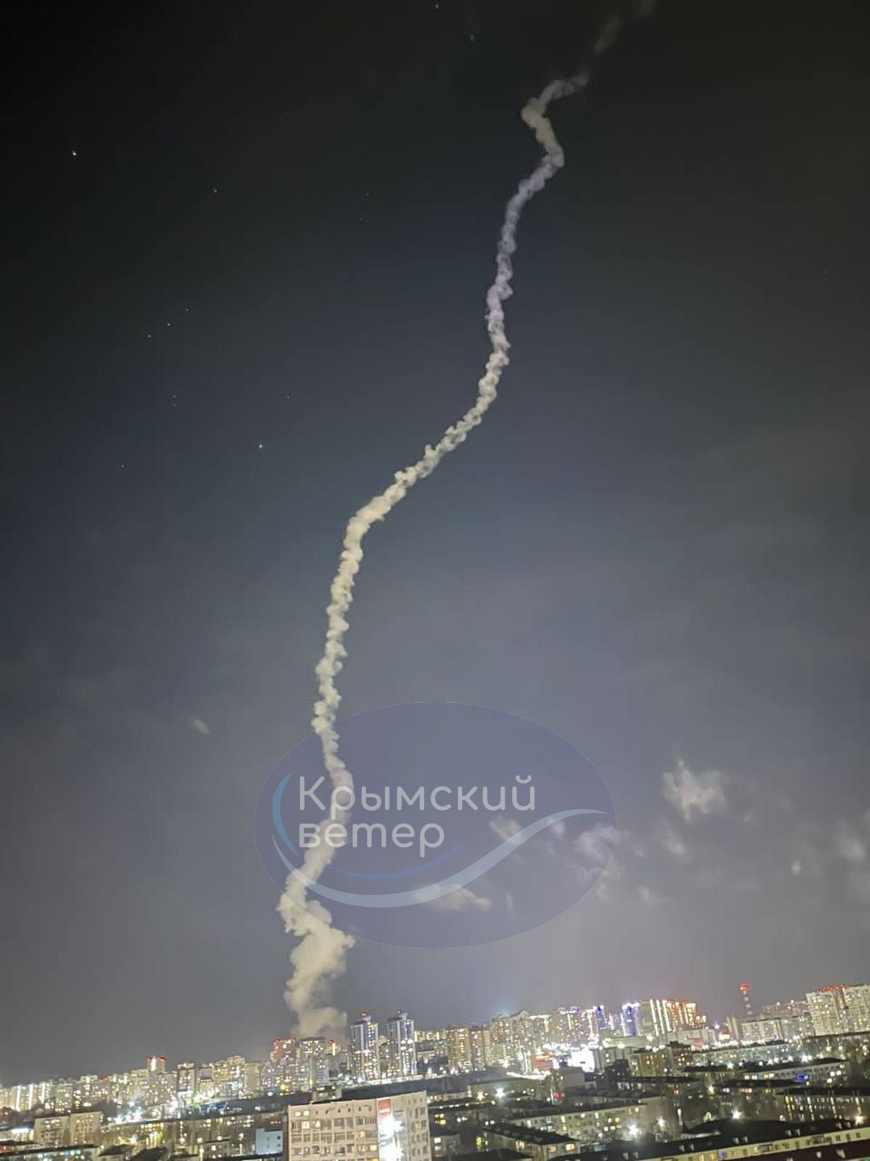 В Новороссийске говорят о взрывах и работе ПВО dqxikeidqxidqrant