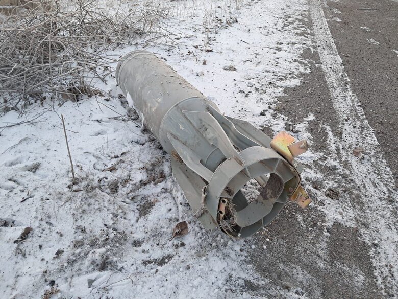 Противник обстрелял Берислав, ранен человек 06