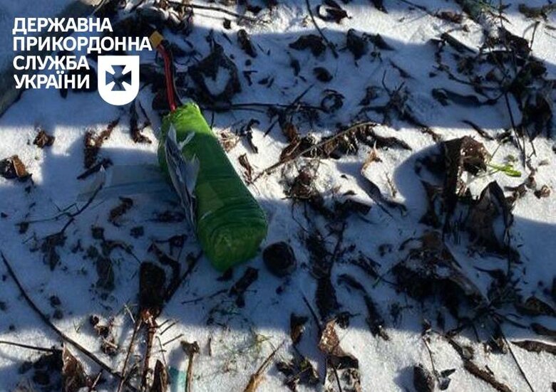 Пограничники отбили атаку вражеских FPV-дронов в Запорожском направлении 03